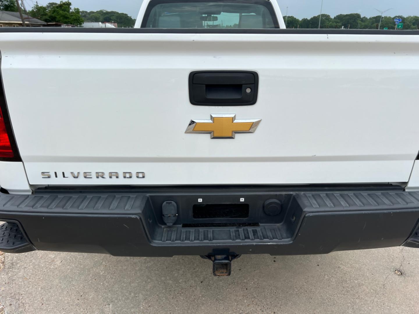 2015 White /Gray Chevrolet Silverado 1500 (1GCNCPEC9FZ) with an 5.3L V8 engine, Automatic transmission, located at 4520 Airline Hwy, Baton Rouge, LA, 70805, (225) 357-1497, 30.509325, -91.145432 - 2015 Chevy Silverado 1500 Reg Cab 8Ft Bed ****One Owner & No Accidents**** 5.3 V8 Gas, 88K Miles, Power Locks , Cold A/C, Tow Pkg. FOR INFO PLEASE CONTACT JEFF AT 225 357-1497 CHECK OUT OUR A+ RATING WITH THE BETTER BUSINESS BUREAU WE HAVE BEEN A FAMILY OWNED AND OPERATED BUSINESS AT THE SAME LOCA - Photo#6